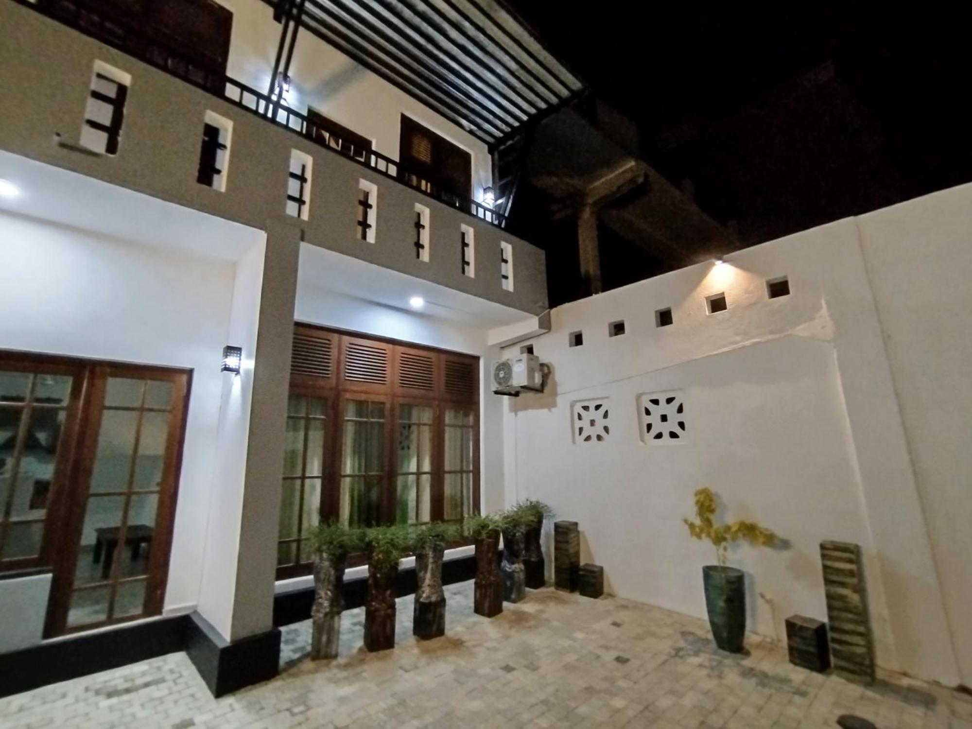 Hotel Elzangi à Negombo Extérieur photo