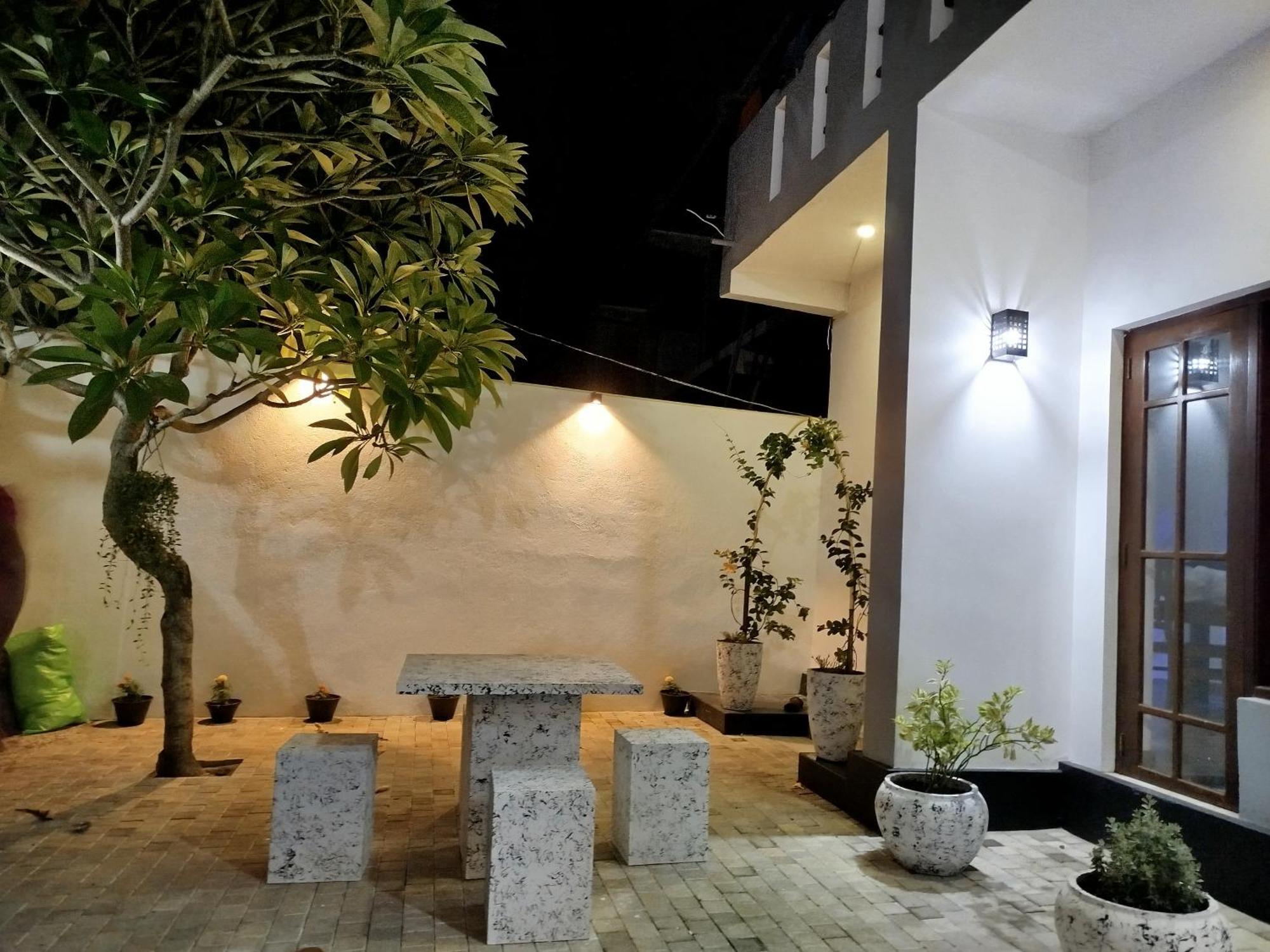 Hotel Elzangi à Negombo Extérieur photo